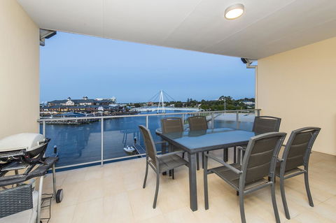 Dolphin Quay Apartments - Maitland Accommodation 23