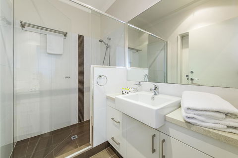 Dolphin Quay Apartments - Maitland Accommodation 42
