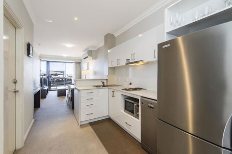 Dolphin Quay Apartments - Maitland Accommodation 34
