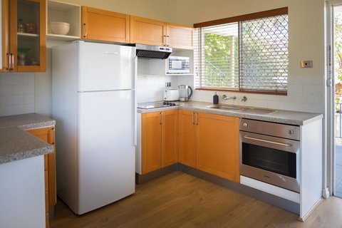 Cottesloe Beach On Napier - Maitland Accommodation 5