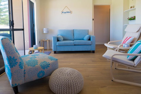 Cottesloe Beach On Napier - Maitland Accommodation 3