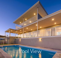 32 Corella Court - Private Jetty and Pool - Maitland Accommodation