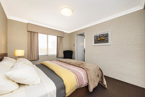 Subiaco Village 18 - Maitland Accommodation 11