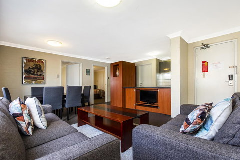 Subiaco Village 18 - Maitland Accommodation 1