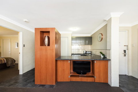 Subiaco Village 18 - Maitland Accommodation 7