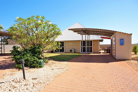 Osprey Holiday Village Unit 104 - Maitland Accommodation 0