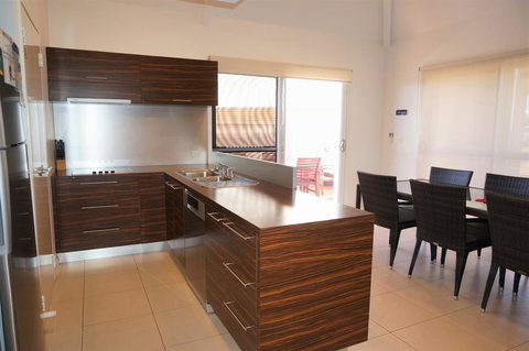 Osprey Holiday Village Unit 104 - Maitland Accommodation 6