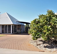 Osprey Holiday Village Unit 113/2 Bedroom - Cosy apartment ideal for small family - Maitland Accommodation