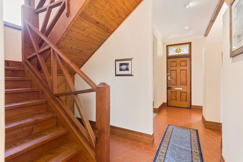 100 On South Callan Apartments - Maitland Accommodation 8