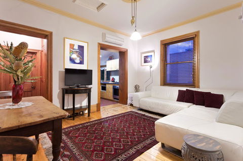 Annie's Victorian Terrace Accommodation Fremantle - Maitland Accommodation 29