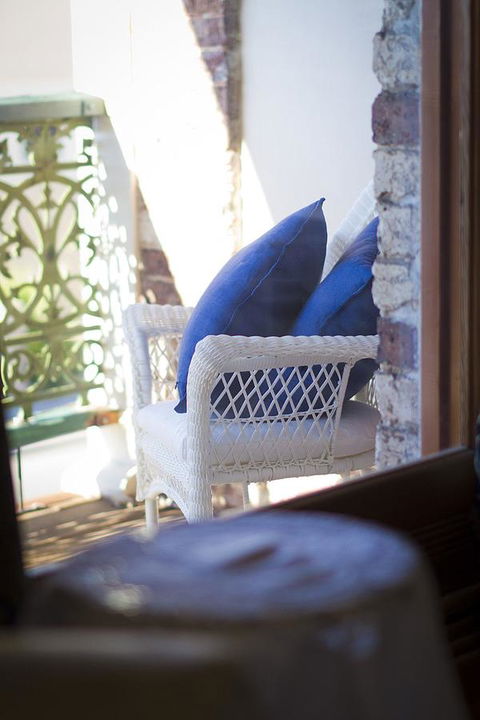 Annie's Victorian Terrace Accommodation Fremantle - Maitland Accommodation 8