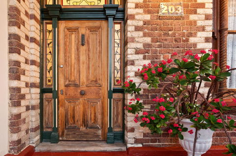 Annie's Victorian Terrace Accommodation Fremantle - Maitland Accommodation 19