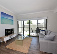 Modern Apartment Redcliffe near Perth Airport 0126 - Maitland Accommodation