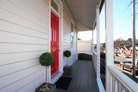 Horlock House - Maitland Accommodation 3