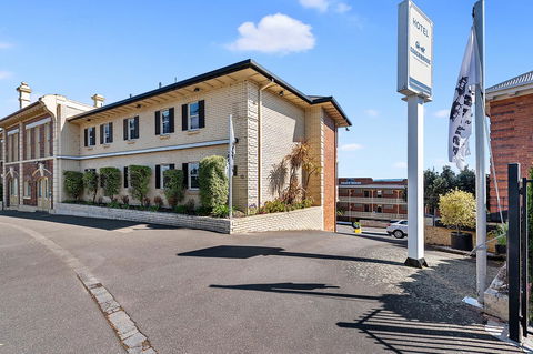 Coach House Launceston - Maitland Accommodation 0