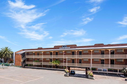 Coach House Launceston - Maitland Accommodation 31