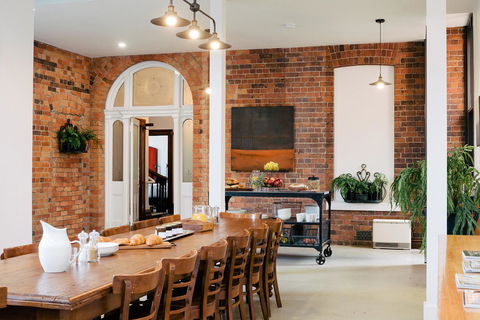 The Florance - Maitland Accommodation 8