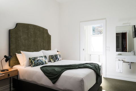 The Florance - Maitland Accommodation 36