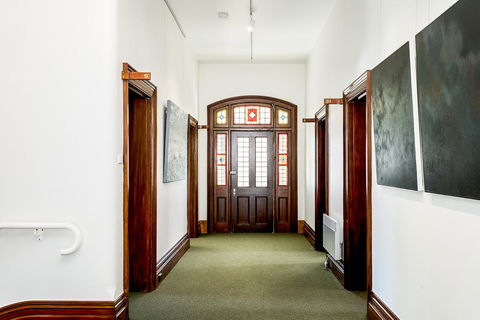 The Florance - Maitland Accommodation 14