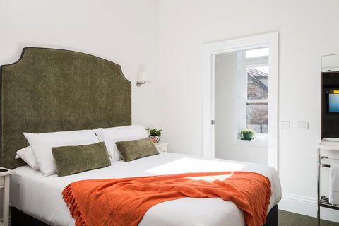 The Florance - Maitland Accommodation 41