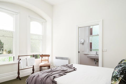 The Florance - Maitland Accommodation 22