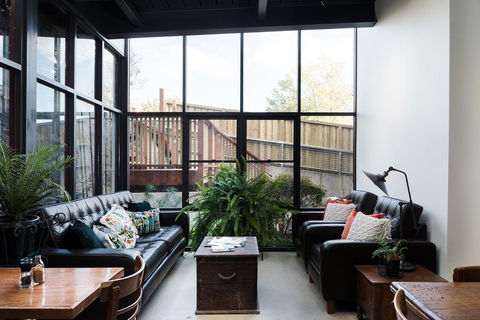 The Florance - Maitland Accommodation 7