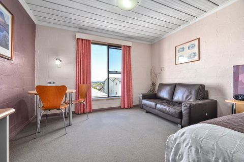 Balmoral On York - Maitland Accommodation 0