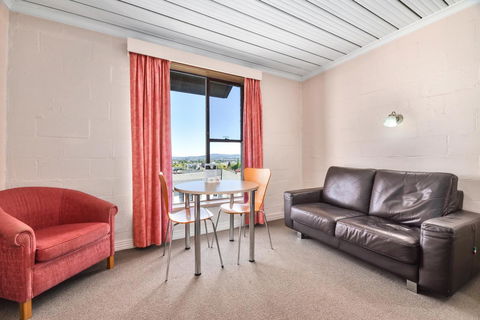 Balmoral On York - Maitland Accommodation 8