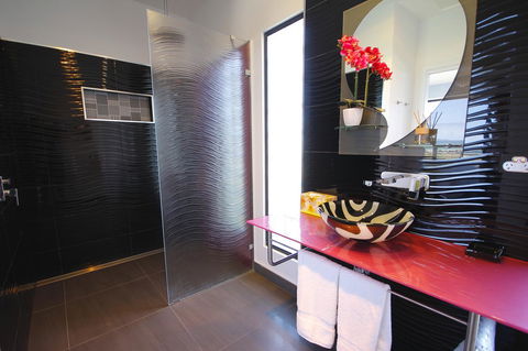 Horizon Deluxe Apartments - Maitland Accommodation 4