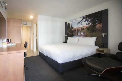 Hotel Launceston - Maitland Accommodation 1
