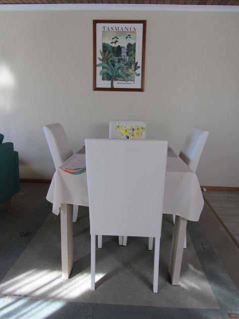 Elm Trees Accommodation @ Ross - Maitland Accommodation 14