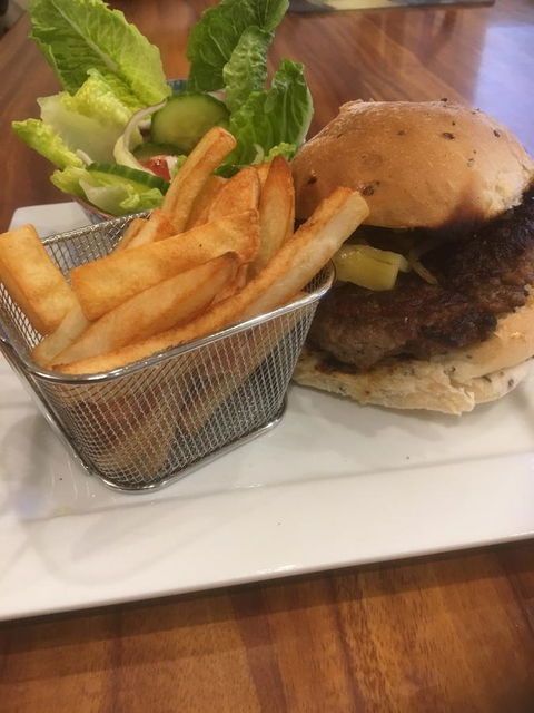 House On The Hill Bed And Breakfast - Maitland Accommodation 22