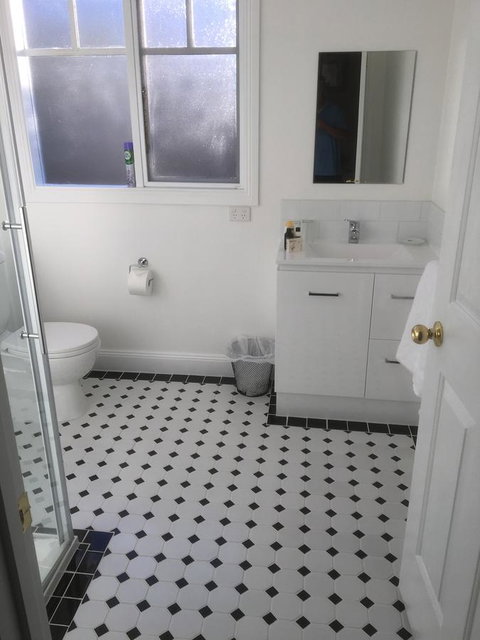 House On The Hill Bed And Breakfast - Maitland Accommodation 12