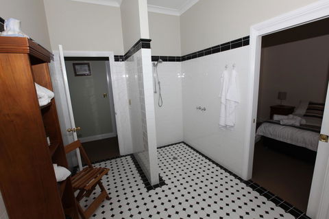 House On The Hill Bed And Breakfast - Maitland Accommodation 30