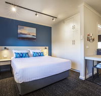 Nightcap at Riverside Hotel - Maitland Accommodation