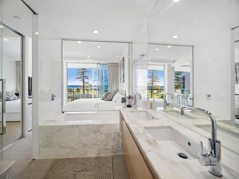 Nirvana By The Sea - Maitland Accommodation 3