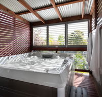 Oblique - Maitland Accommodation