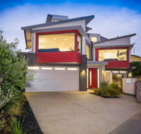Ocean View Luxury Beachfront - Maitland Accommodation