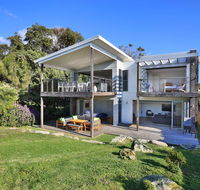 Oceanside  Culburra - Pet Friendly Absolute Beachfront - Maitland Accommodation
