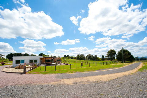 Omaroo - Maitland Accommodation 0