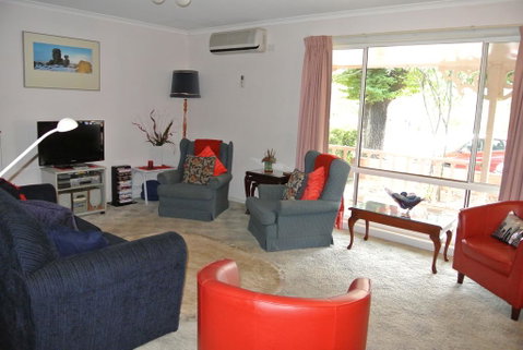 Onocay House - Maitland Accommodation 3