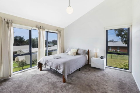 Orense - Waterviews In Newlands Arm - Maitland Accommodation 2