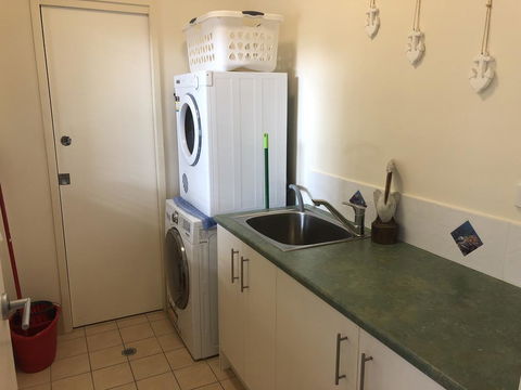 Our Beach House - Maitland Accommodation 2