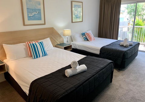 Outrigger Burleigh - Maitland Accommodation 1