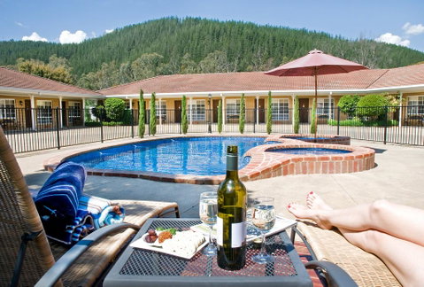 Ovens Valley Motor Inn - Maitland Accommodation 0