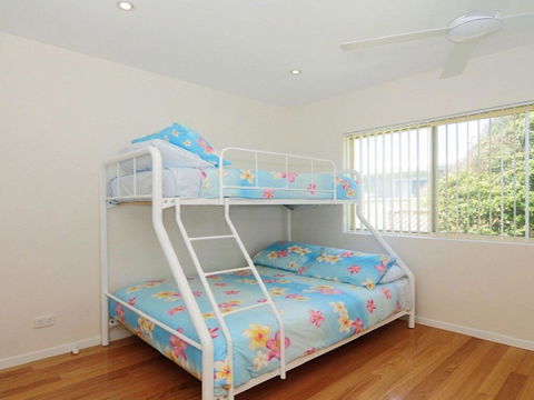 Pacific Views - Direct Access Onto Culburra Beach - Maitland Accommodation 1