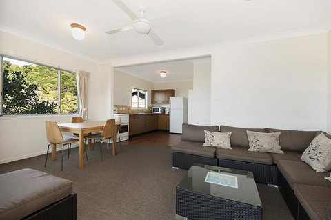 Palm Valley Drive 2/16 - Maitland Accommodation 2