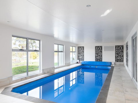 Paradise Point - Tamar Valley 14 Persons Residence With Pool - Maitland Accommodation 2