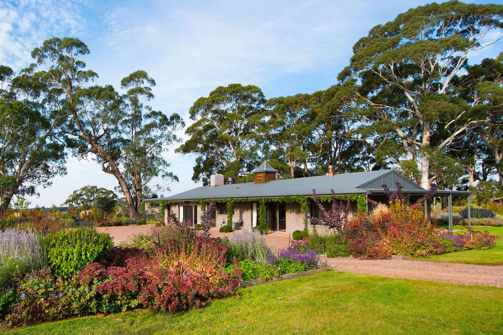 Denver VIC Maitland Accommodation