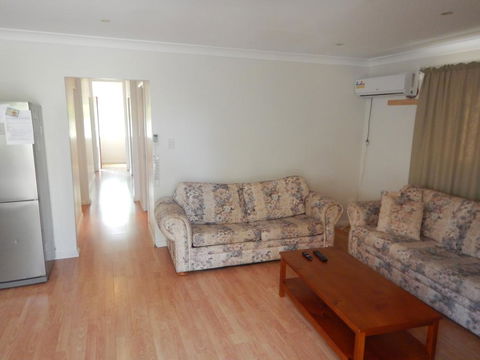 Pine Cottage - Maitland Accommodation 1
